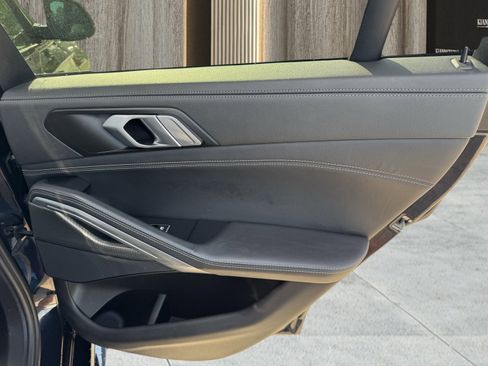 Used 2023 BMW X6 xDrive40i w/ M Sport Package image 34