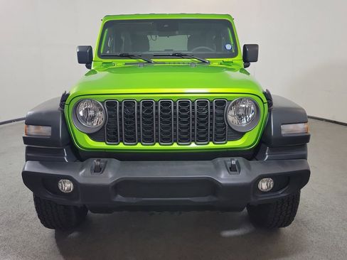 Used 2025 Jeep Wrangler Sport image 2