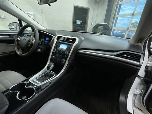 Used 2014 Ford Fusion S image 25