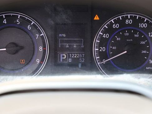 Used 2012 INFINITI G25 Journey RWD image 47