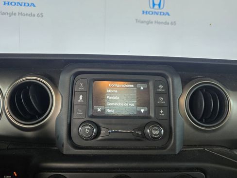 Used 2019 Jeep Wrangler Unlimited Sport S AWD/4WD image 7