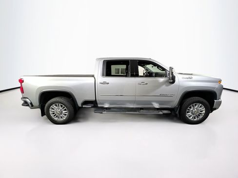 Used 2022 Chevrolet Silverado 2500 High Country w/ Z71 Off-Road Package AWD/4WD image 4