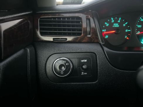 Used 2016 Chevrolet Impala Limited LS image 25