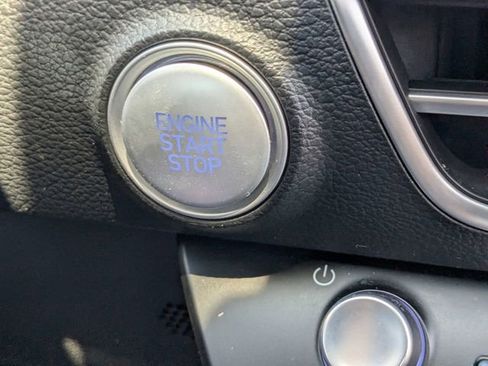 Used 2025 Hyundai Sonata SEL FWD image 25