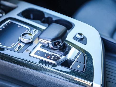 Used 2019 Audi Q7 2.0T Premium w/ Convenience Package image 19