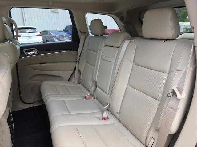 Certified 2020 Jeep Grand Cherokee Limited w/ Luxury Group II AWD/4WD image 18