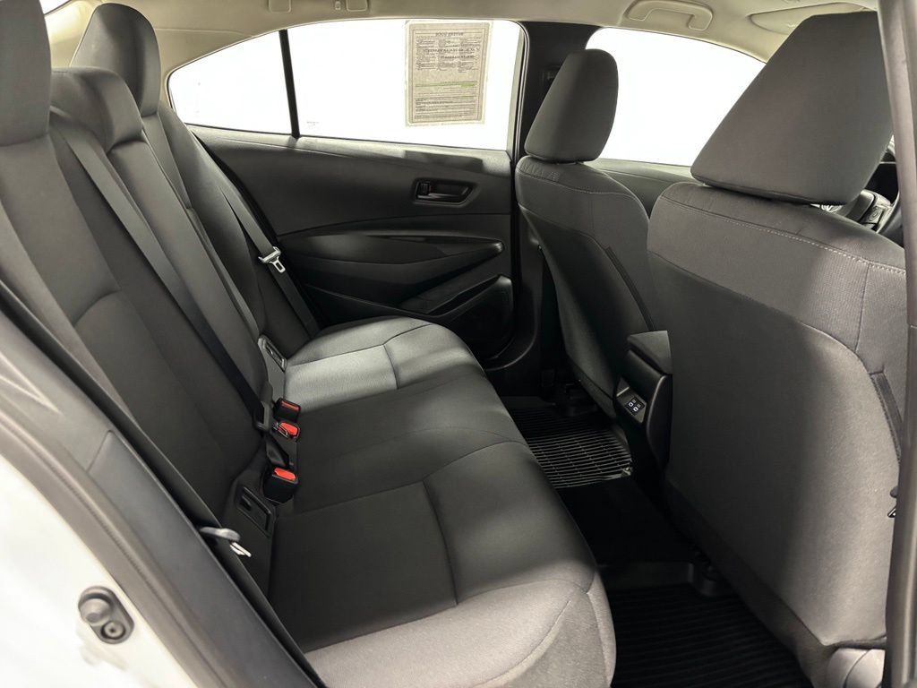 Used 2026 Toyota Corolla LE FWD image 51