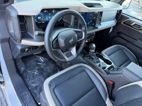 New 2026 Ford Bronco Big Bend image 14