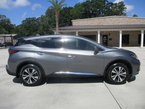 Used 2021 Nissan Murano S FWD image 17