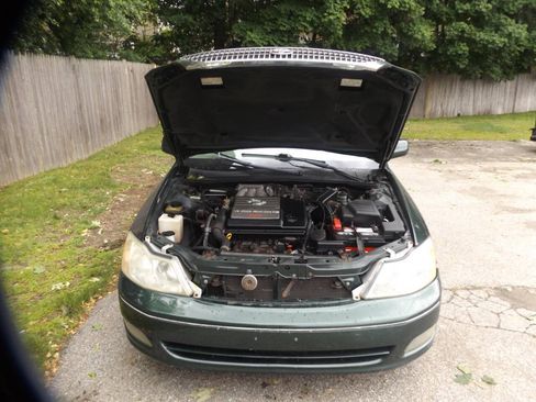Used 2002 Toyota Avalon XLS FWD image 11