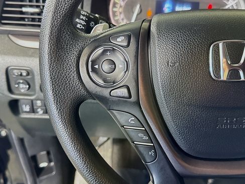 Used 2023 Honda Ridgeline Sport image 14