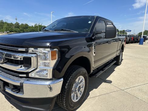 Used 2021 Ford F250 XL w/ STX Appearance Package AWD/4WD image 13