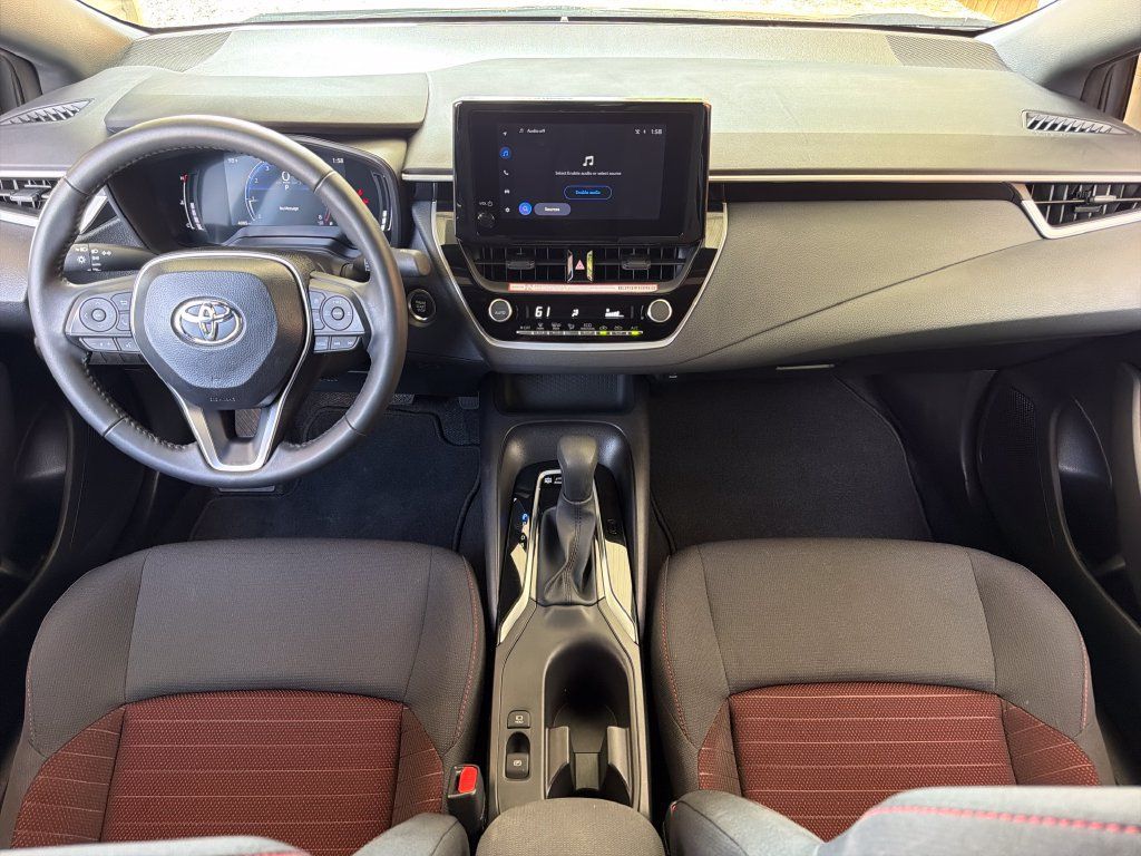 Used 2026 Toyota Corolla SE FWD image 22