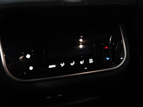 Certified 2025 Nissan Armada SL w/ Captain's Chari Seat Package AWD/4WD image 22