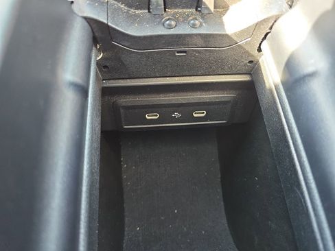 Used 2025 Mercedes-Benz CLA 250 4MATIC image 24