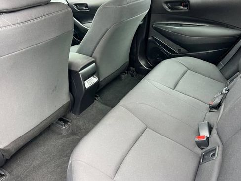 Used 2025 Toyota Corolla LE FWD image 15