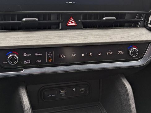 Used 2025 Kia Sportage X-Line w/ Premium Package image 26