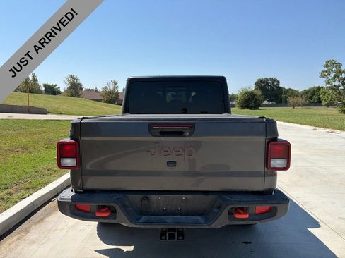 Used 2023 Jeep Gladiator Mojave w/ Cold Weather Group AWD/4WD image 6