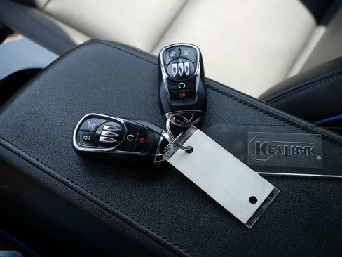 Used 2024 Buick Envista Sport Touring w/ Convenience I Package FWD image 41