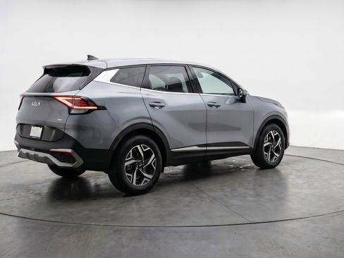 Used 2025 Kia Sportage LX FWD image 9