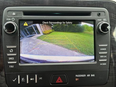 Used 2017 Buick Enclave Leather FWD image 25