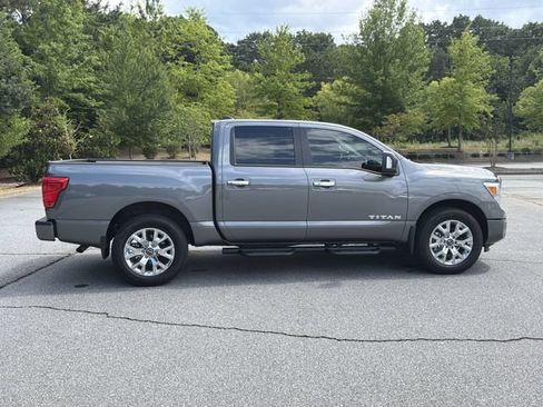 Certified 2024 Nissan Titan SV w/ SV Convenience Package AWD/4WD image 10