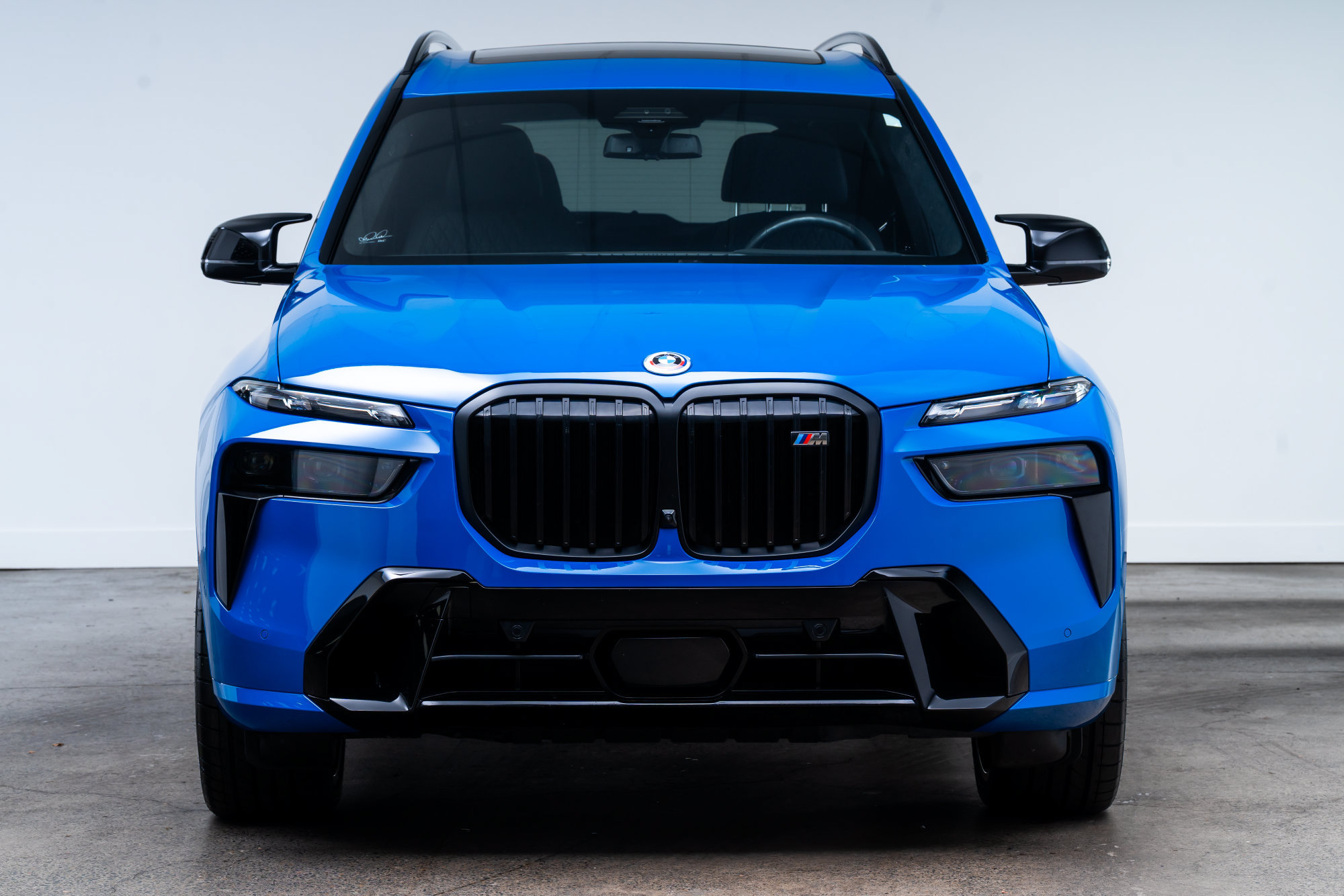 Used 2024 BMW X7 M60i w/ Executive Package AWD/4WD image 2