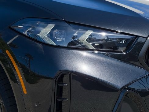 New 2026 BMW X6 xDrive40i w/ Climate Comfort Package image 6