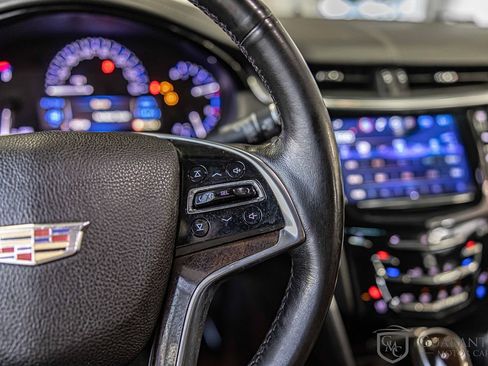 Used 2016 Cadillac XTS Luxury image 25