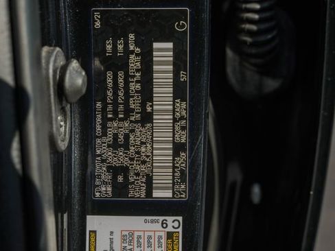 Used 2021 Toyota 4Runner Limited image 42