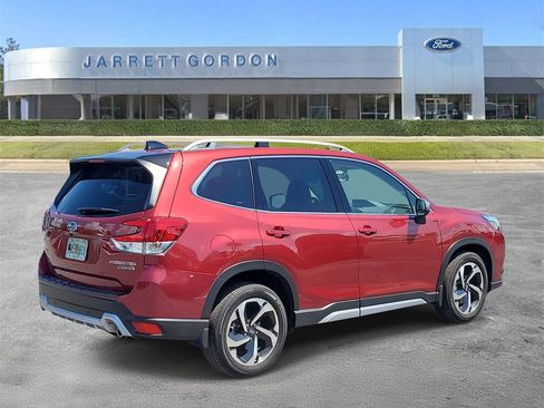 Used 2024 Subaru Forester Touring AWD/4WD image 4