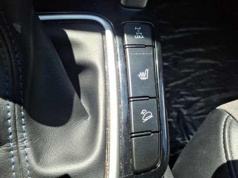 Used 2022 Kia Seltos S AWD/4WD image 22