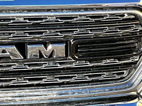 Used 2019 RAM 1500 Limited image 11