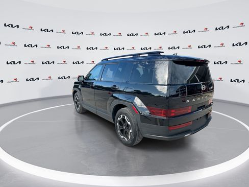 Used 2025 Hyundai Santa Fe SEL FWD image 6