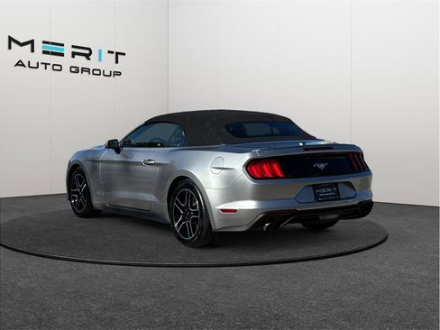 Used 2020 Ford Mustang Premium image 7