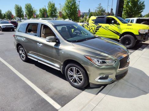 Used 2017 INFINITI QX60 FWD w/ Premium Plus Package image 3