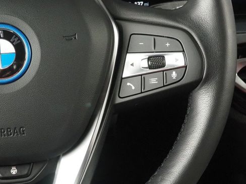Used 2023 BMW i4 eDrive35 w/ Premium Package RWD image 24