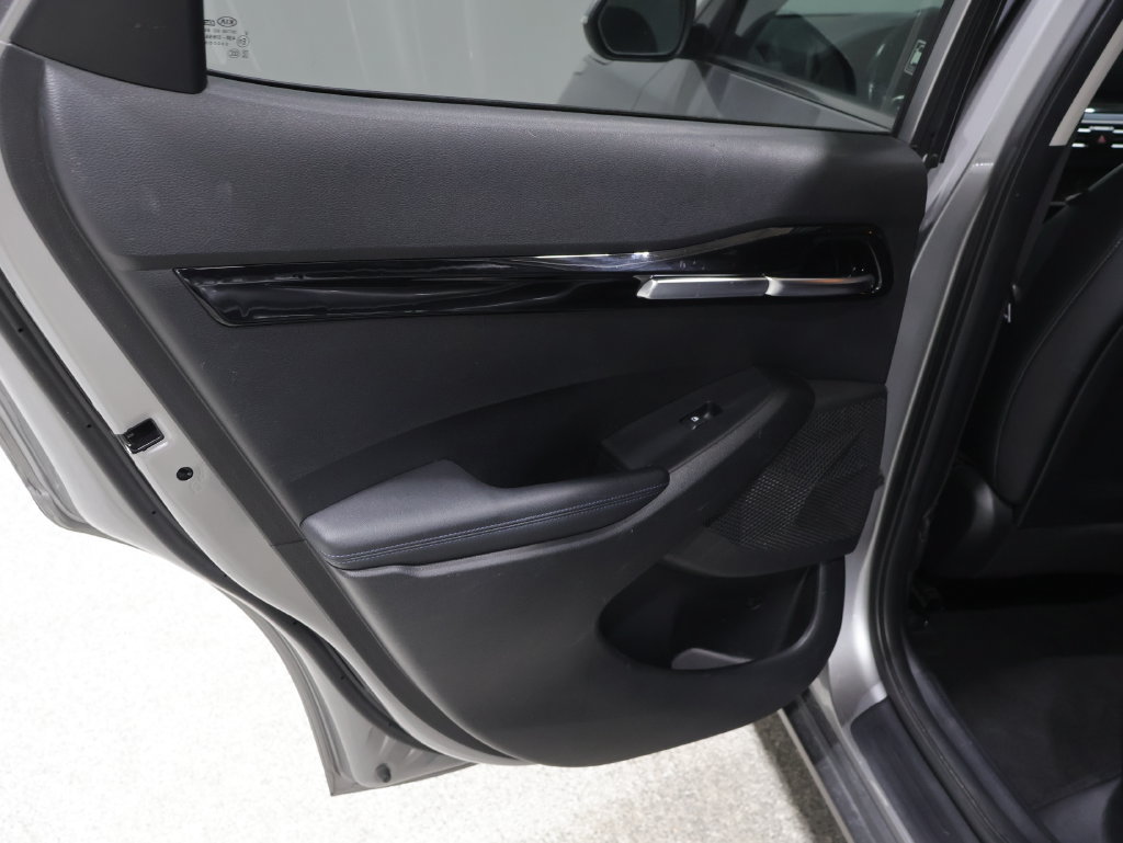 Used 2021 Kia Seltos S AWD/4WD image 18
