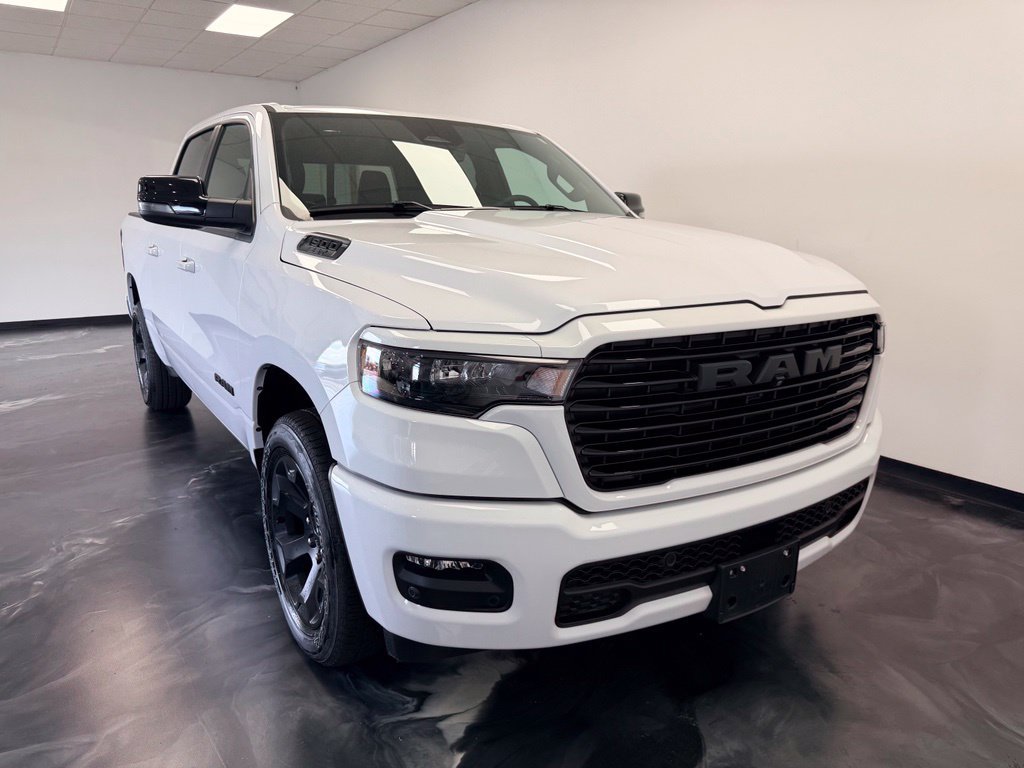Used 2025 RAM 1500 Sport AWD/4WD image 23