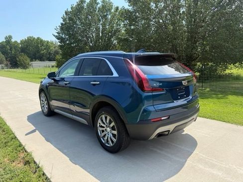 Used 2019 Cadillac XT4 Premium Luxury FWD image 3