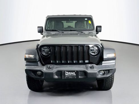 Used 2020 Jeep Wrangler Unlimited Sport AWD/4WD image 3