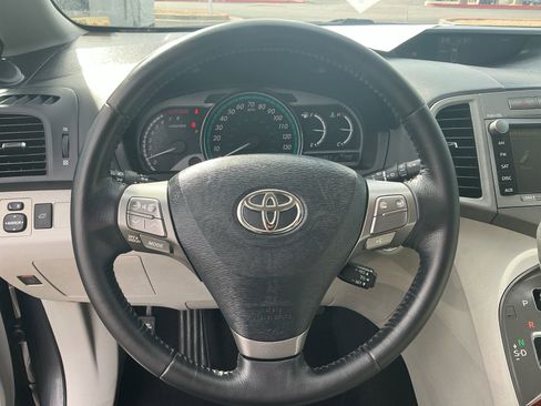 Used 2009 Toyota Venza image 9