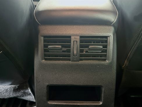 Used 2024 Mitsubishi Outlander SE image 28