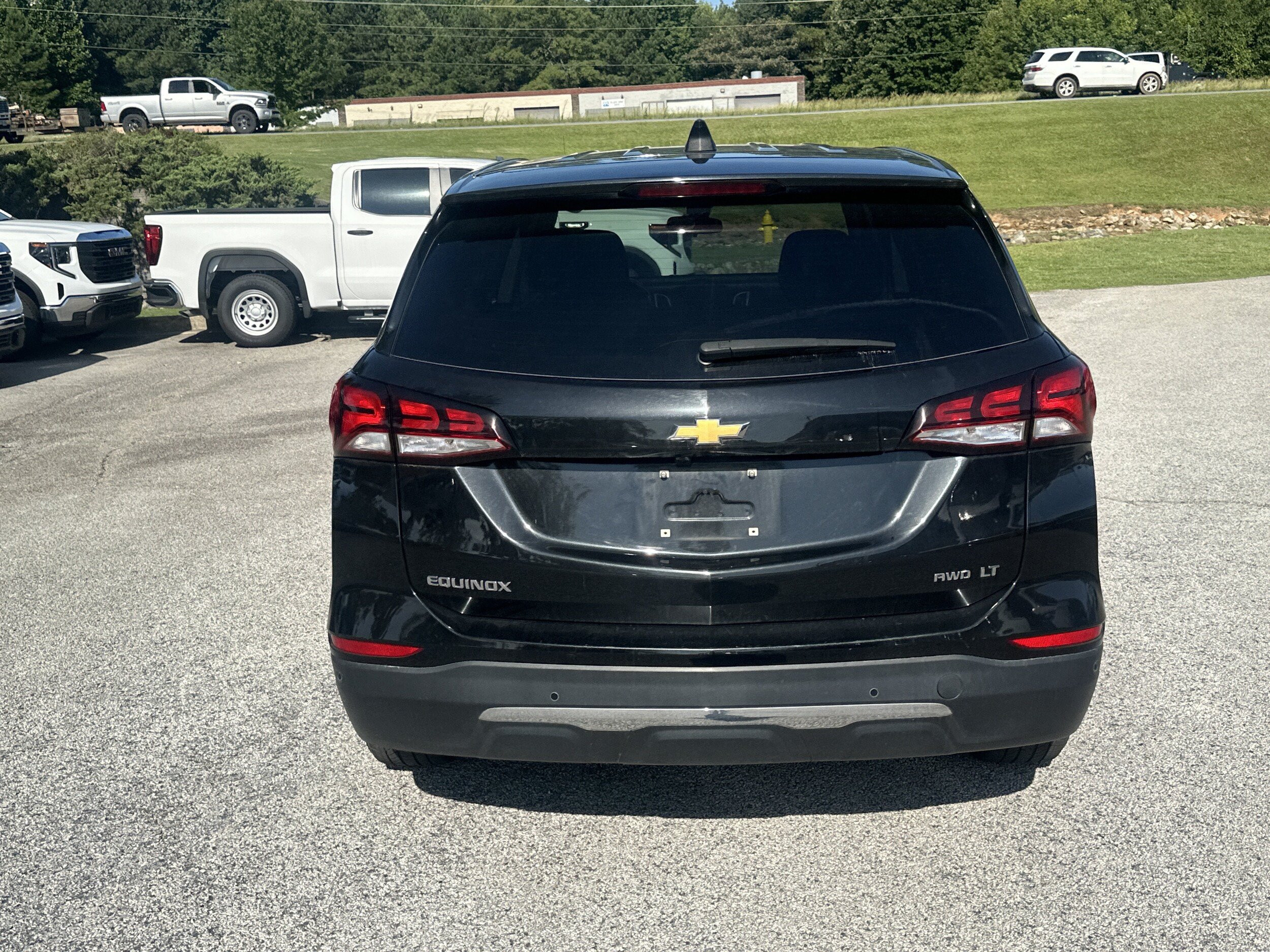 Used 2024 Chevrolet Equinox LT AWD/4WD image 36