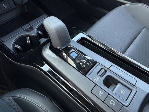 Used 2025 Toyota Prius Limited image 18