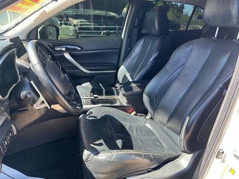Used 2019 Mitsubishi Eclipse Cross SE AWD/4WD image 37