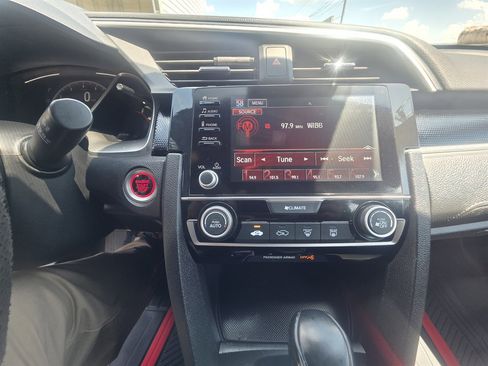 Used 2019 Honda Civic Sport image 10