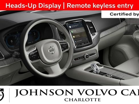 Used 2023 Volvo XC90 B6 Ultimate w/ Lounge Package image 5