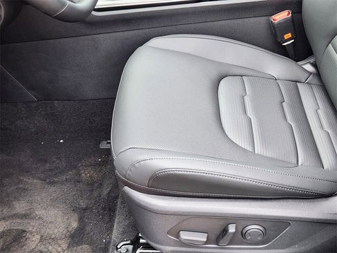 New 2026 Kia Sportage SX image 9