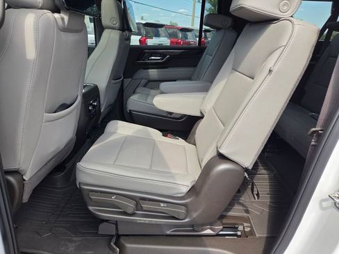 New 2026 GMC Yukon XL Elevation w/ Elevation Premium Package AWD/4WD image 6